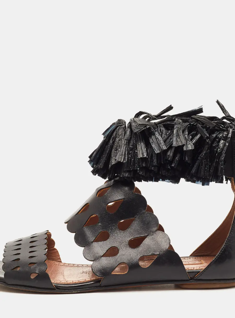 Alaia Size 36 Black Leather and Straw Cut Out Fringes Flat Sandals