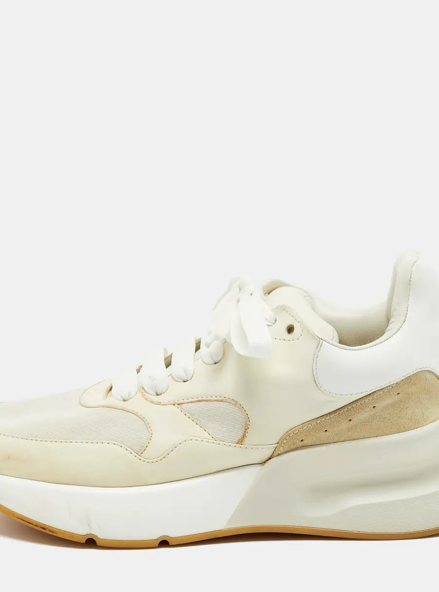 Alexander McQueen Oversized Runner Size 40 Cream Fabric, Leather and Suede Low Top Sneakers