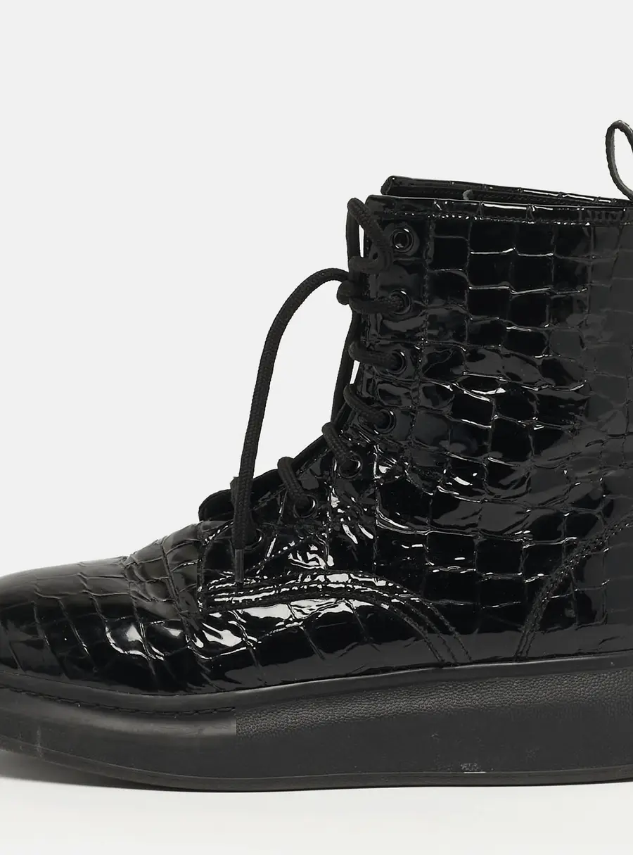 Alexander McQueen Oversized Size 41 Black Croc Embossed Patent Leather High Top Sneakers