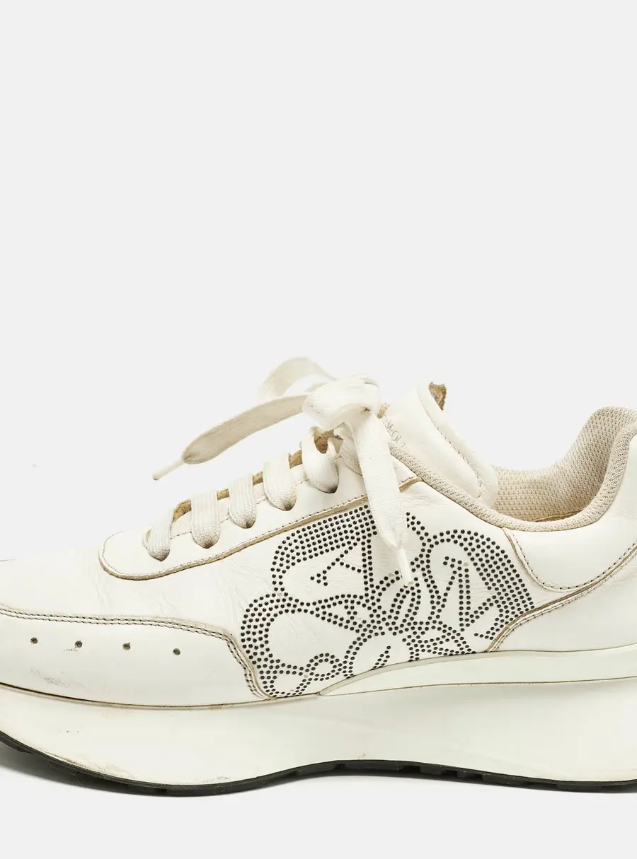 Alexander McQueen Sprint Runner Size 39 White Leather Lace Up Sneakers