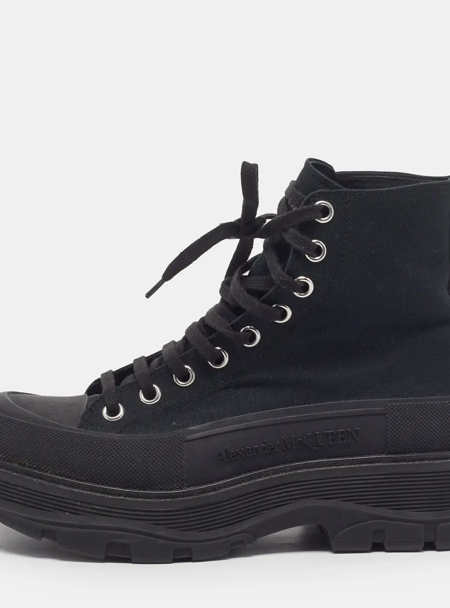 Alexander McQueen Tread Slick Size 40 Black Canvas and Rubber High Top Sneakers