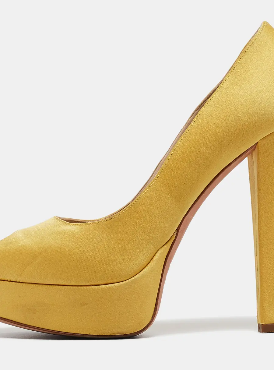 Alexander McQueen Yellow Satin Peep Toe Pumps  Size 39.5