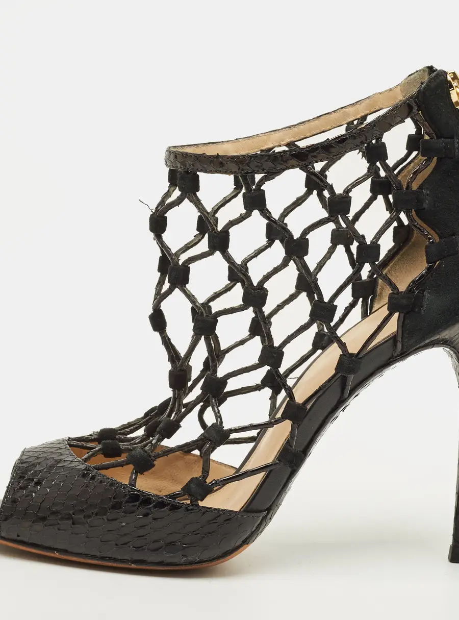 Alexandre Birman Size 38.5 Black Python Leather and Suede Gladiator Sandals