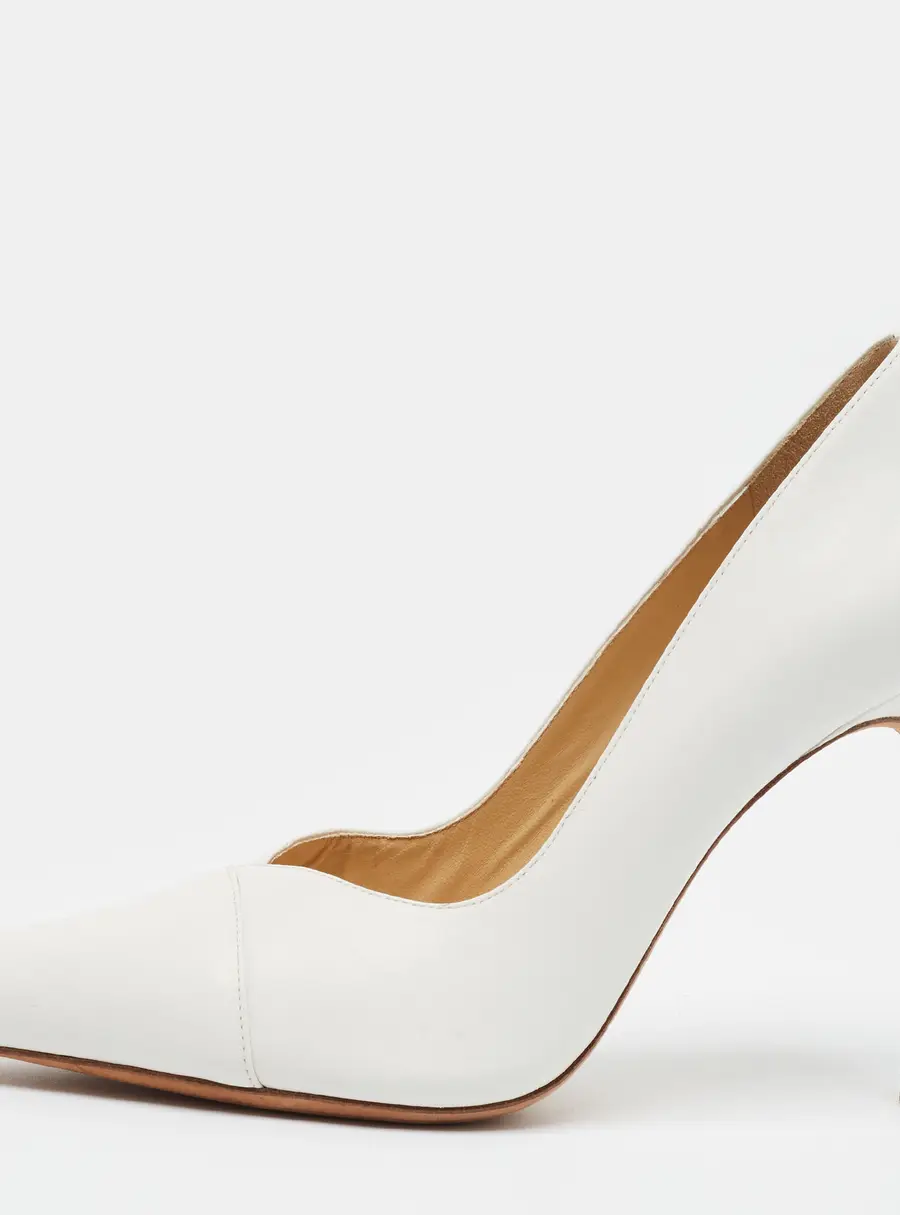 Alexandre Birman Saks Fifth Size 38 White Leather Pumps