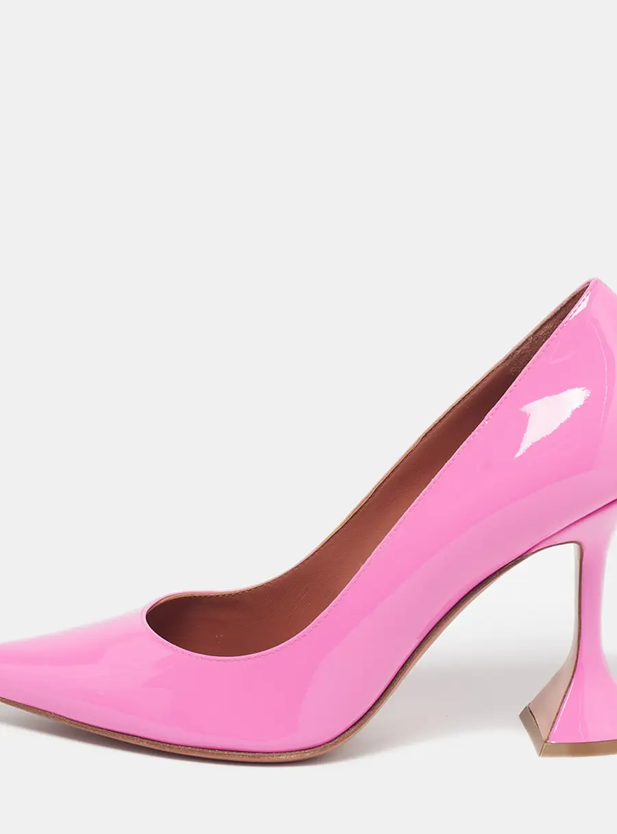Amina Muaddi Ami Size 37.5 Pink Patent Leather Pumps