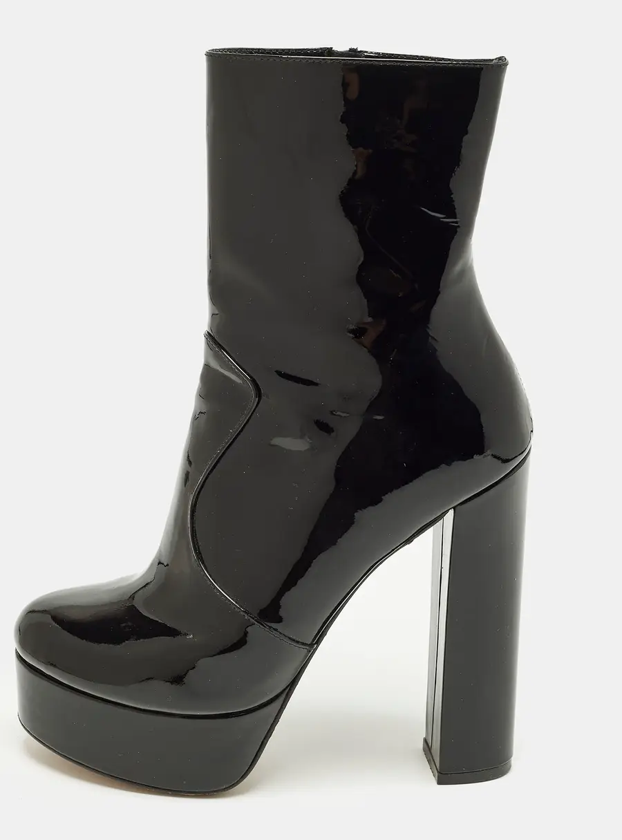 Andrea Wazen Size 40 Black Patent Leather Ankle Length Boots