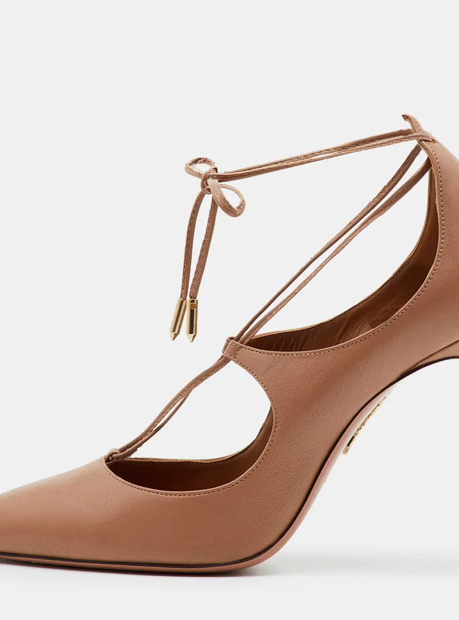 Aquazzura Christy Size 37.5 Beige Leather Pointed Toe Ankle Tie Pumps