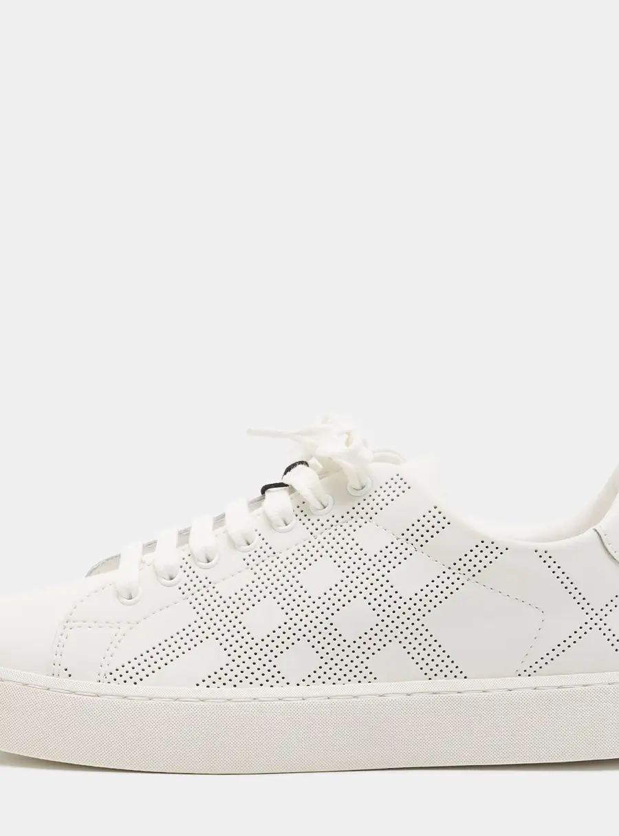 Burberry Westford Size 37 White Perforated Leather Low Top Sneakers