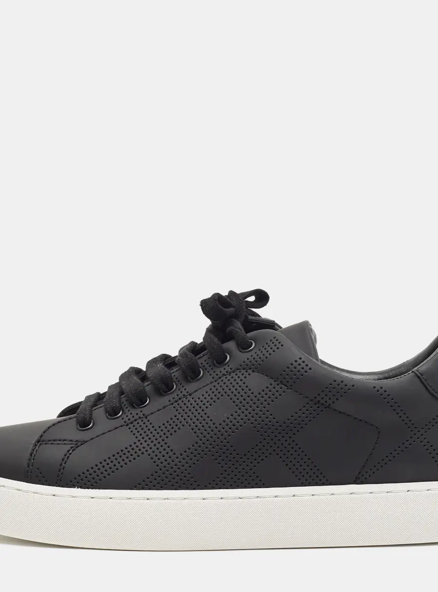 Burberry Westford Size 38 Black Perforated Leather Low Top Sneakers