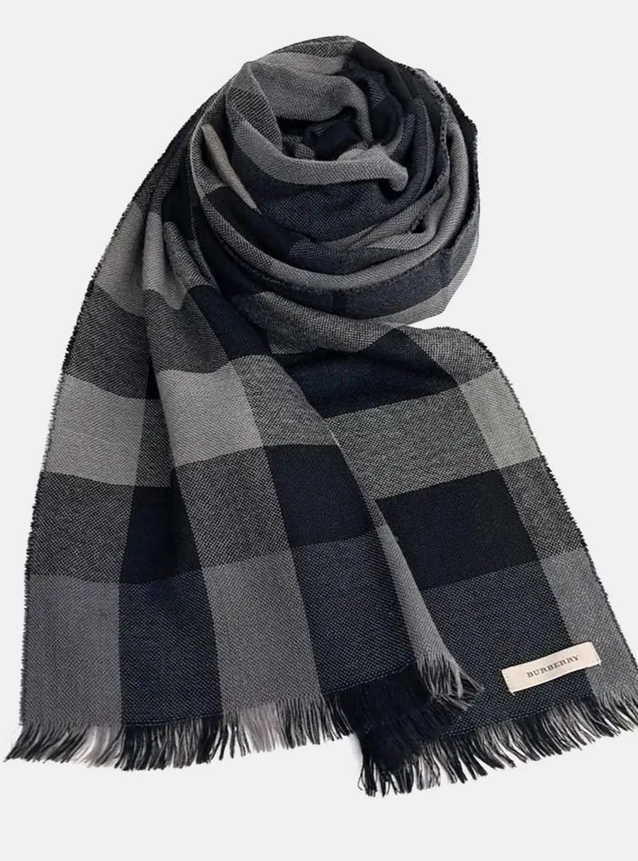 Burberry Black/Grey Wool Scarf