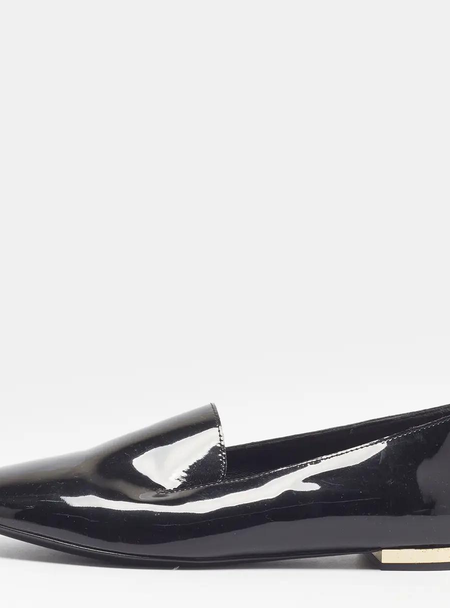 Burberry Size 35 Black Patent Leather Smoking Slippers