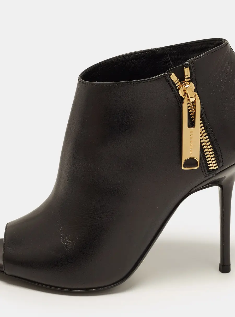 Burberry Size 37.5 Black Leather Open Toe Booties