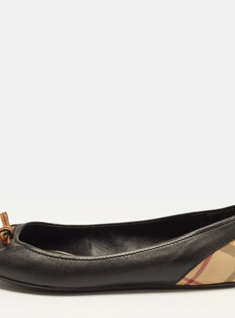Burberry Size 39.5 Black/Beige Coated Canvas and Leather Ballet Flats