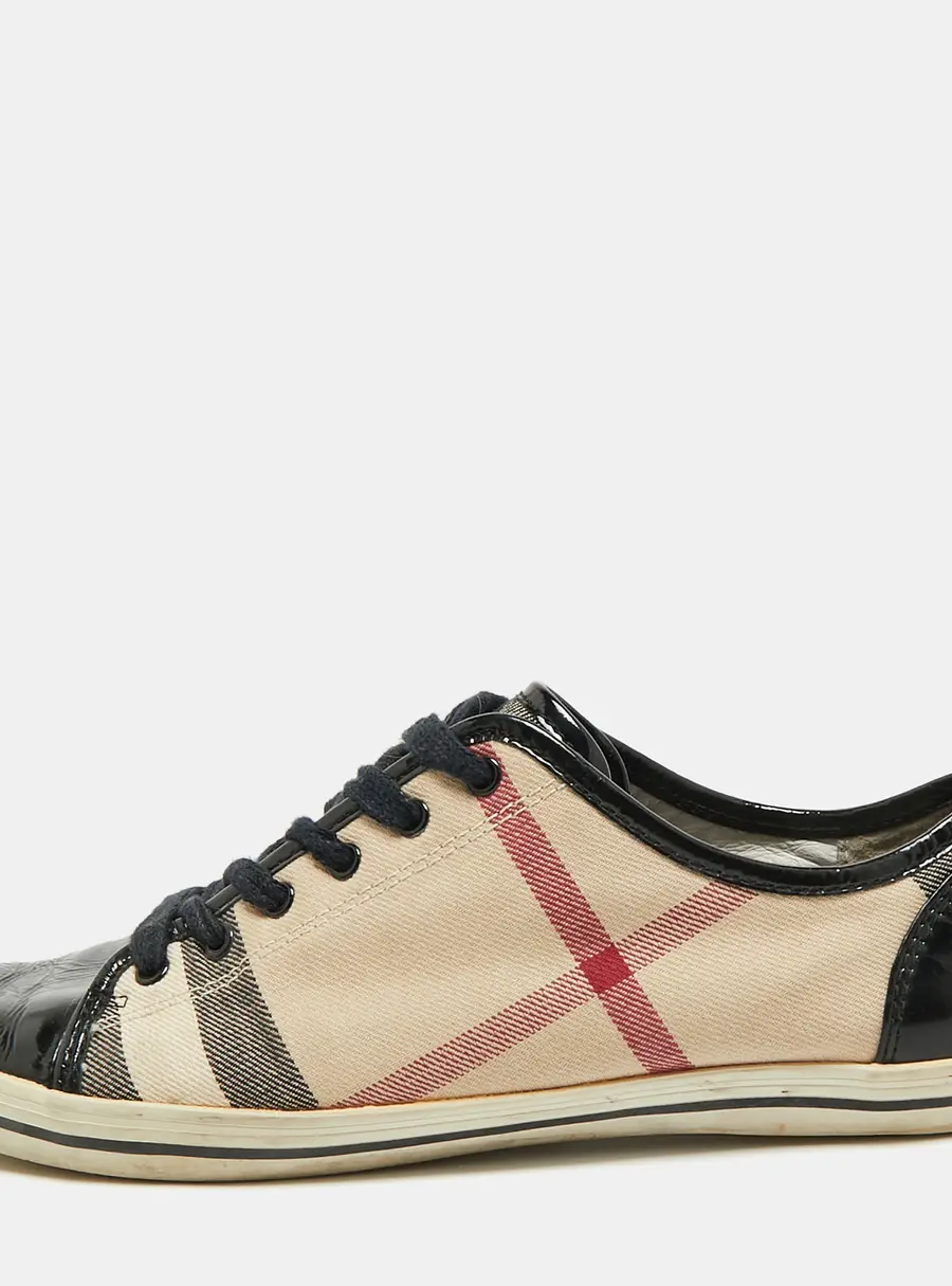 Burberry Nova Check Size 39 Beige/Black Canvas and Patent Leather Low Top Sneakers