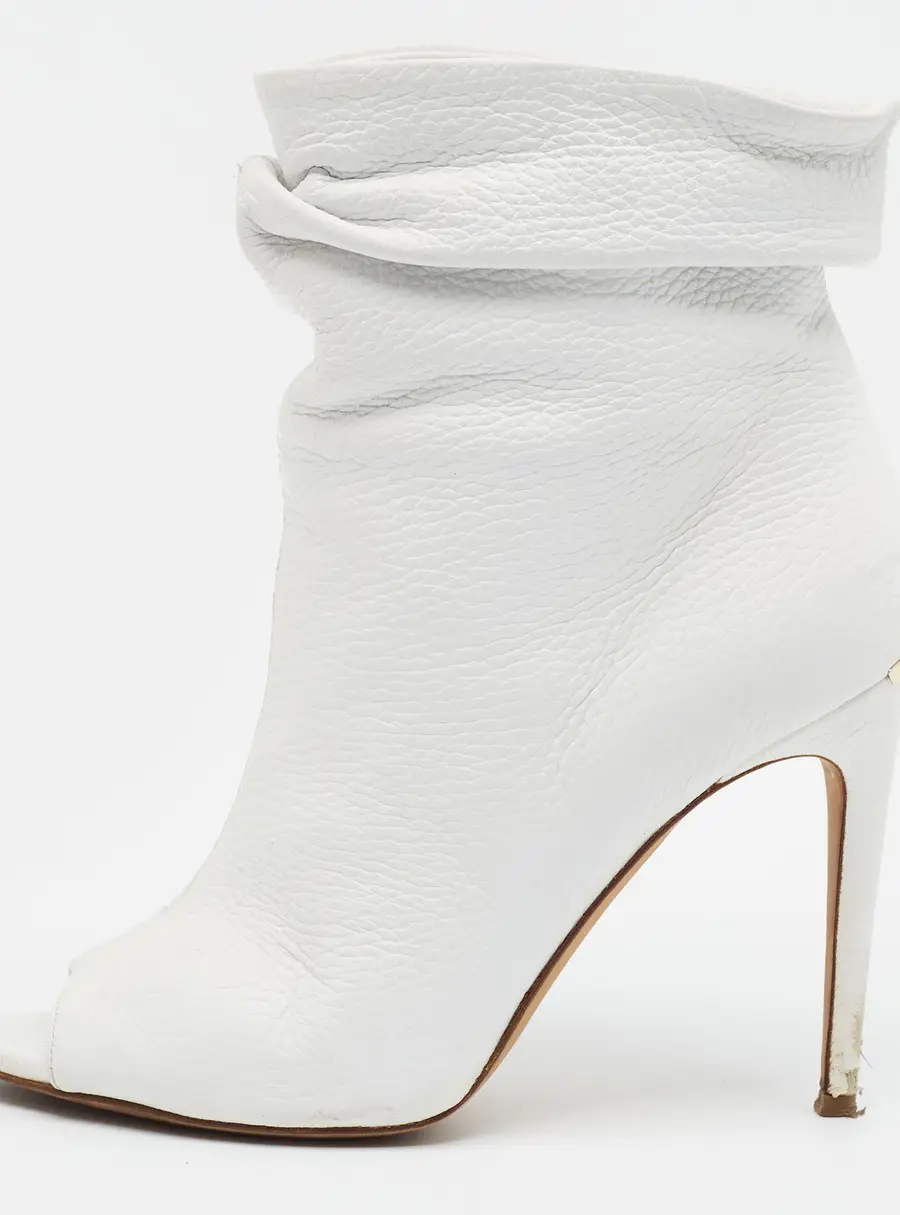 Burberry Burlison Size 38 White Leather Ankle Length Boots