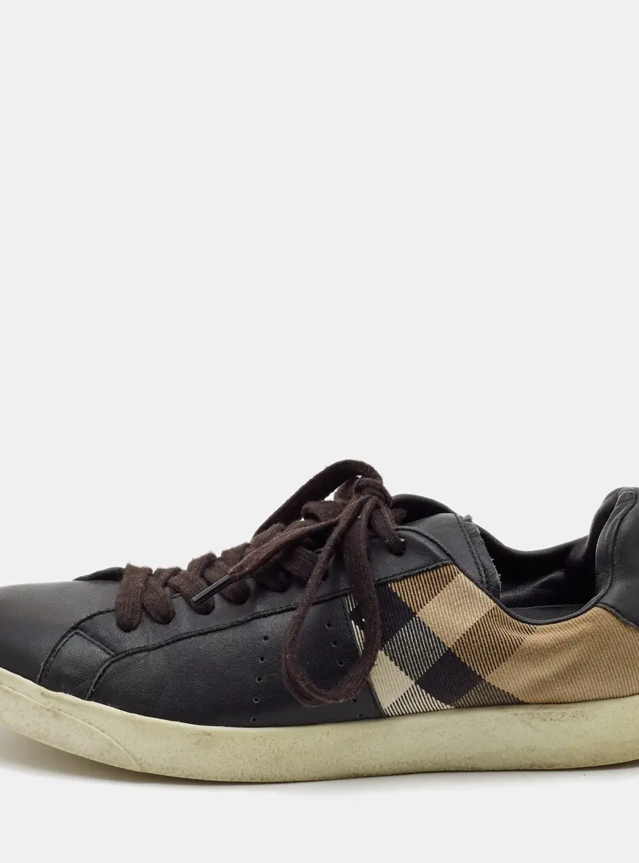 Burberry Black/Beige Canvas and Leather Lace Up Sneakers Size 41