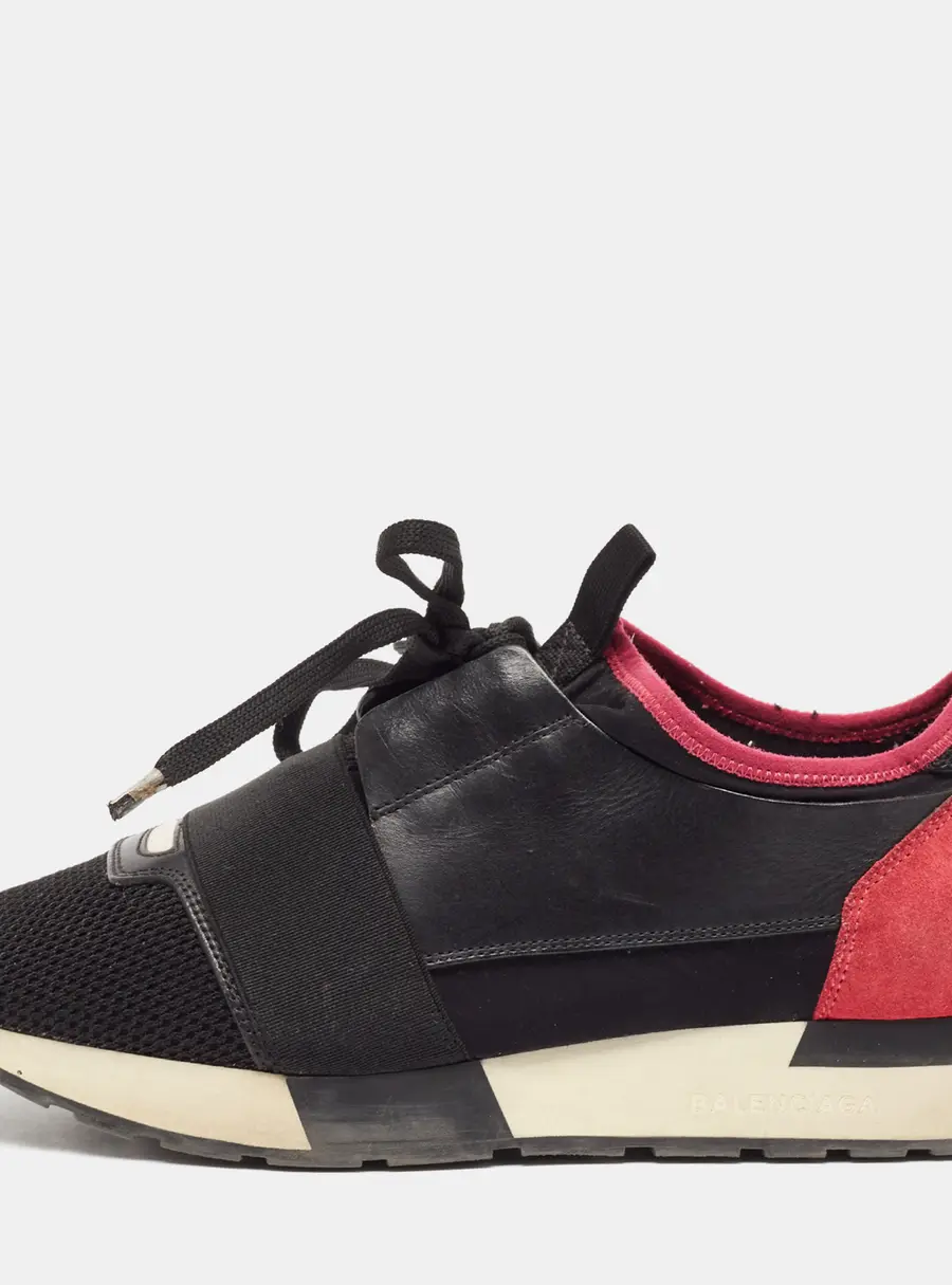 Balenciaga Race Runner Size 39 Black Leather, Mesh and Suede Lace Up Sneakers