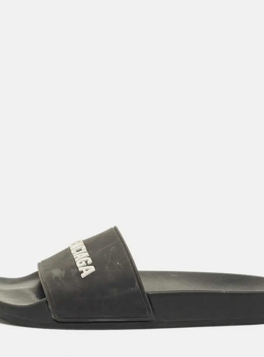 Balenciaga Size 39 Black Rubber Pool Slides