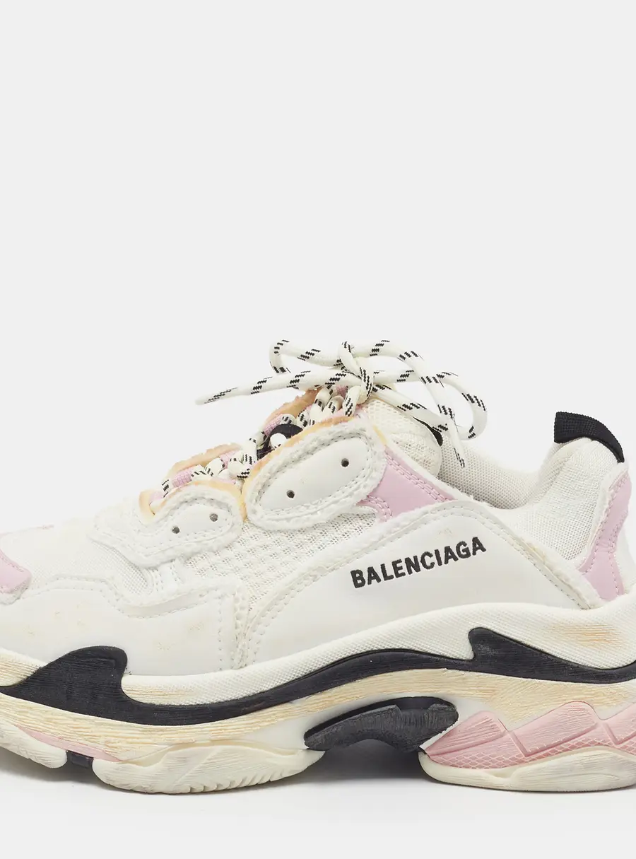 Balenciaga Triple S Distressed Size 40 White/Pink Faux Leather and Mesh Low Top Sneakers