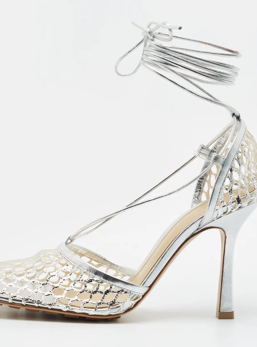 Bottega Veneta Stretch Size 38 Silver Mesh and Leather Ankle Wrap Sandals