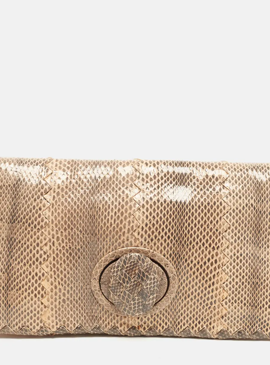 Bottega Veneta Turnlock Flap Beige/Black Watersnake Clutch