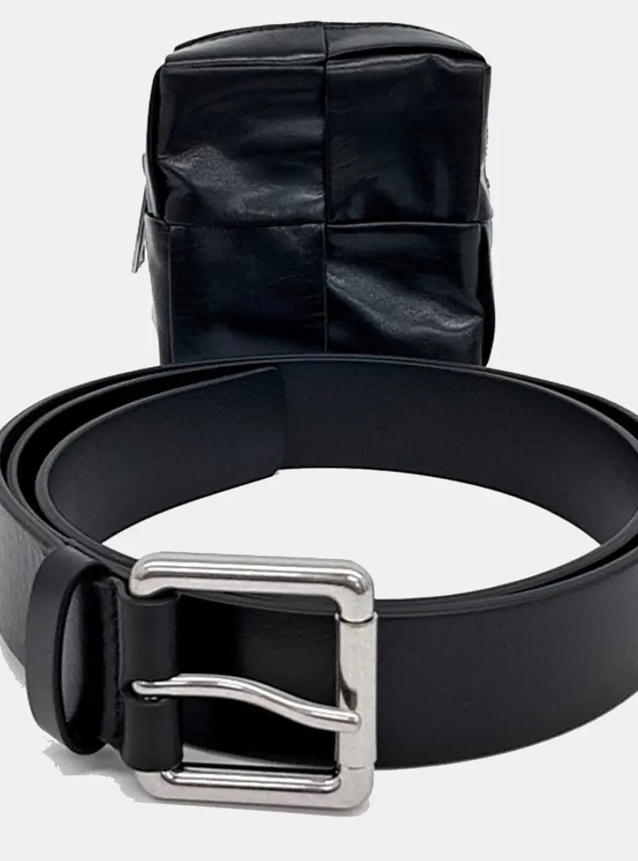 Bottega Veneta Cassette Black Calfskin Leather Belt Bag