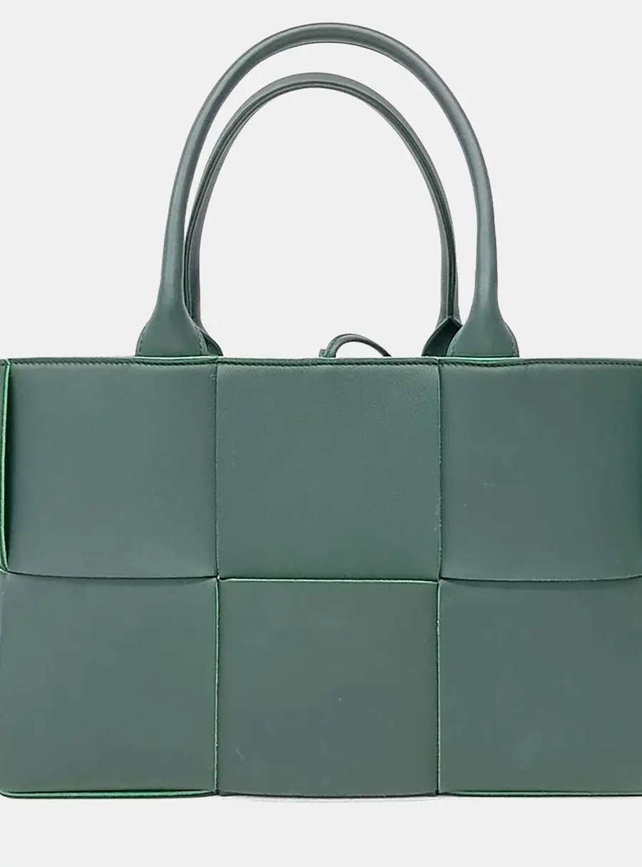 Bottega Veneta Arco Tote Medium Green Leather Tote Bag