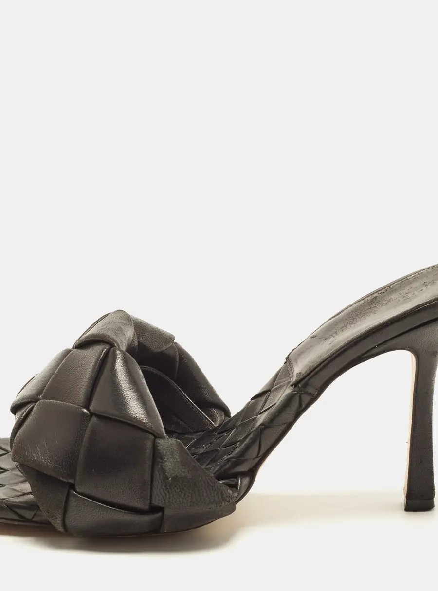 Bottega Veneta Lido Size 39 Black Intrecciato Leather Slide Sandals