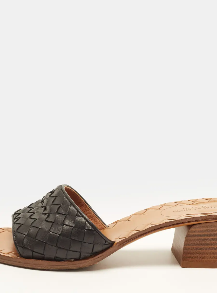 Bottega Veneta Ravello Size 36 Black Intrecciato Leather Slide Sandals