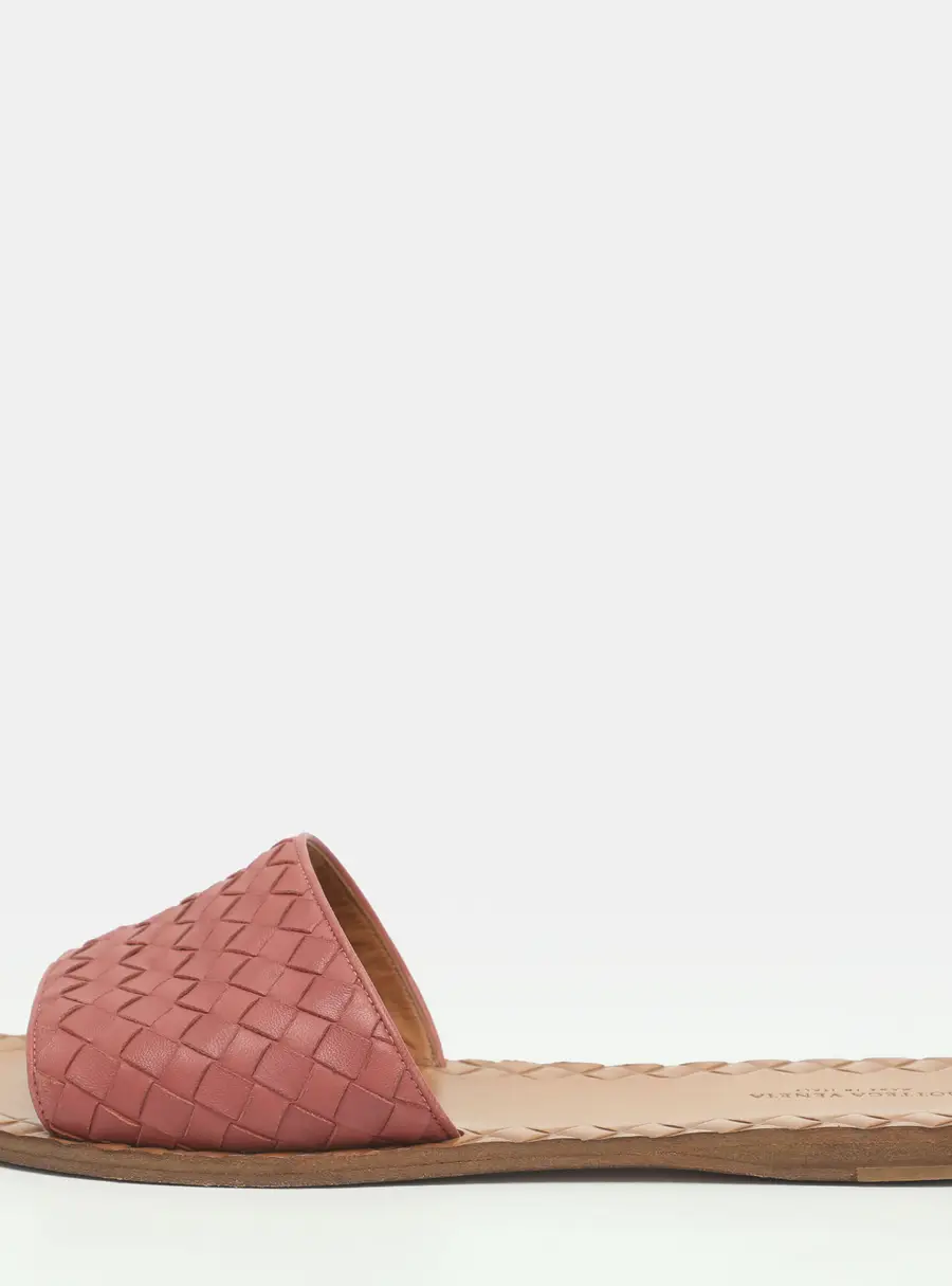 Bottega Veneta Ravello Size 40 Pink Intrecciato Leather Flat Sandals