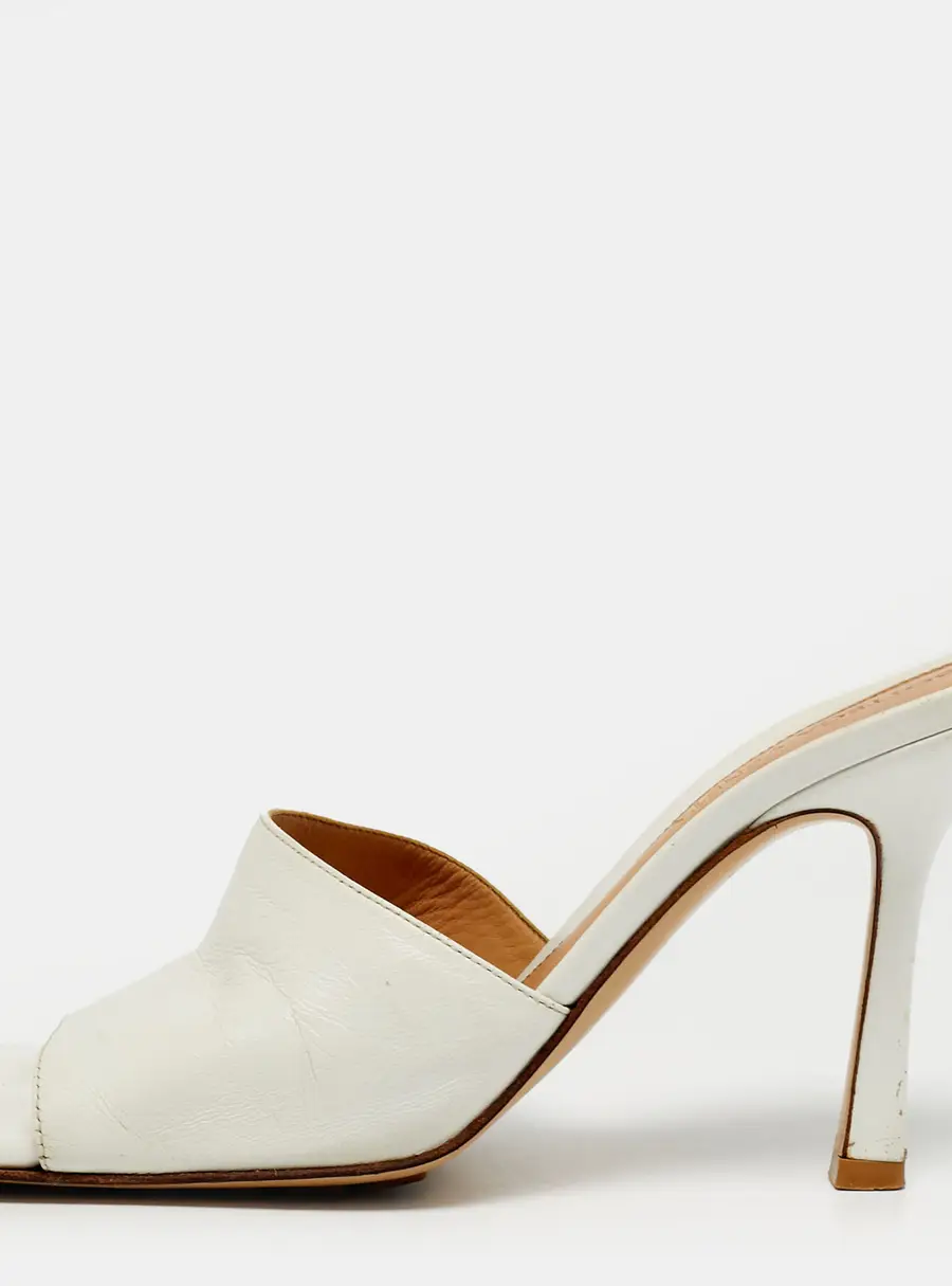 Bottega Veneta Lido Size 36.5 White Leather Slide Sandals
