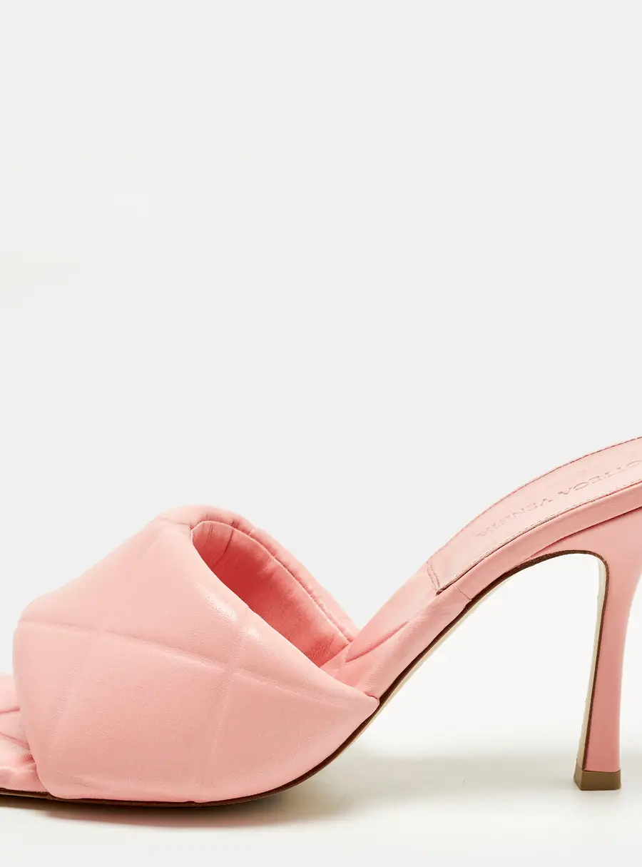 Bottega Veneta Lido Size 41 Pink Quilted Leather Slide Sandals