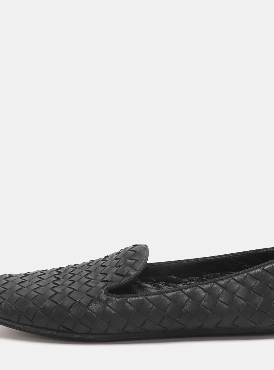 Bottega Veneta Size 37 Black Intrecciato Leather Smoking Slippers
