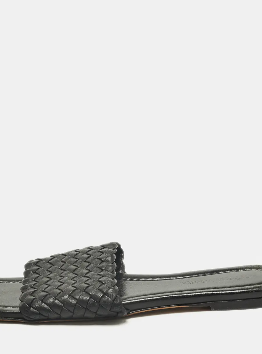 Bottega Veneta Intrecciato Size 37 Black Leather Flat Slide