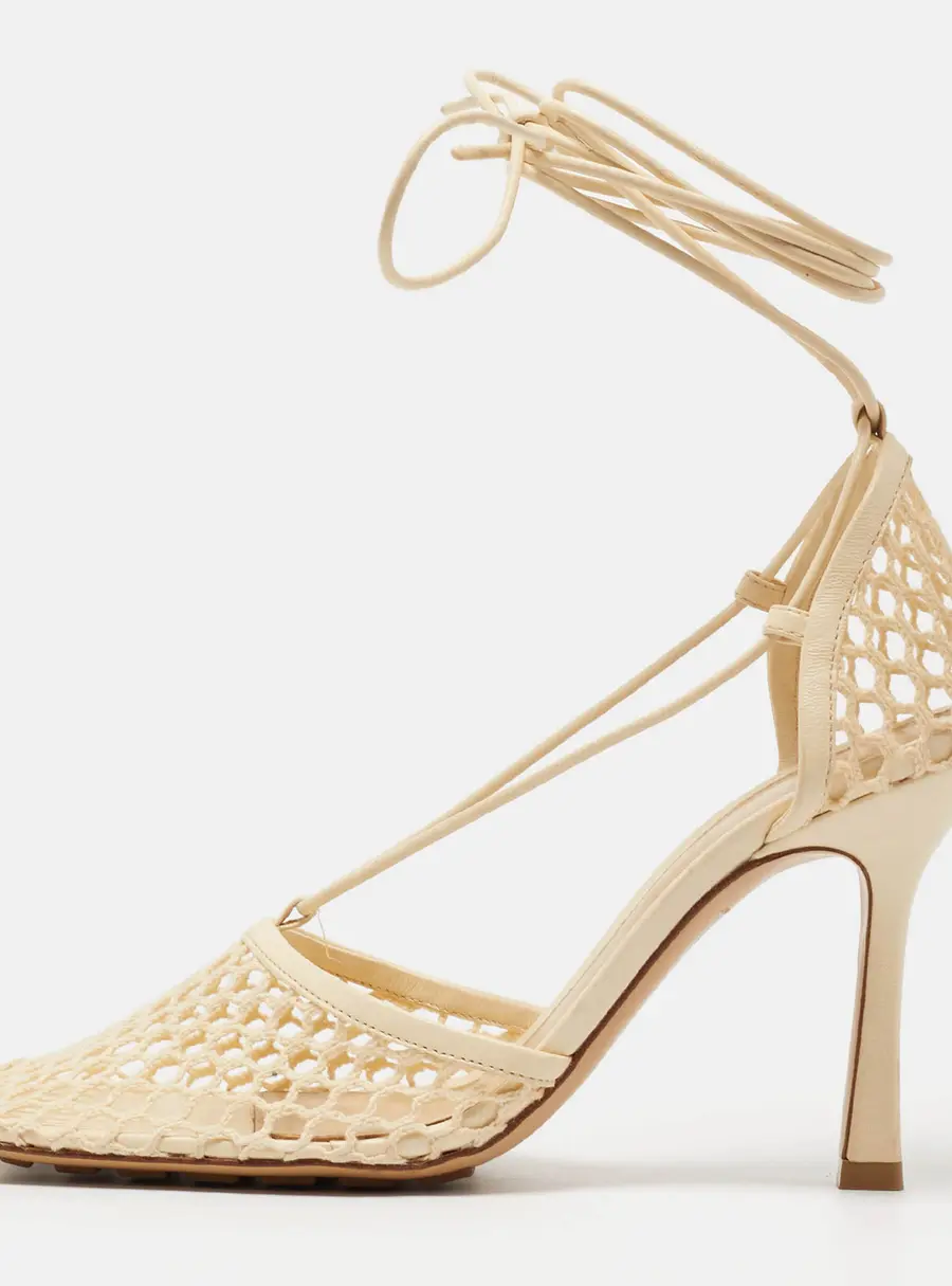 Bottega Veneta Stretch Size 37.5 Cream Leather and Mesh Ankle Strap Sandals