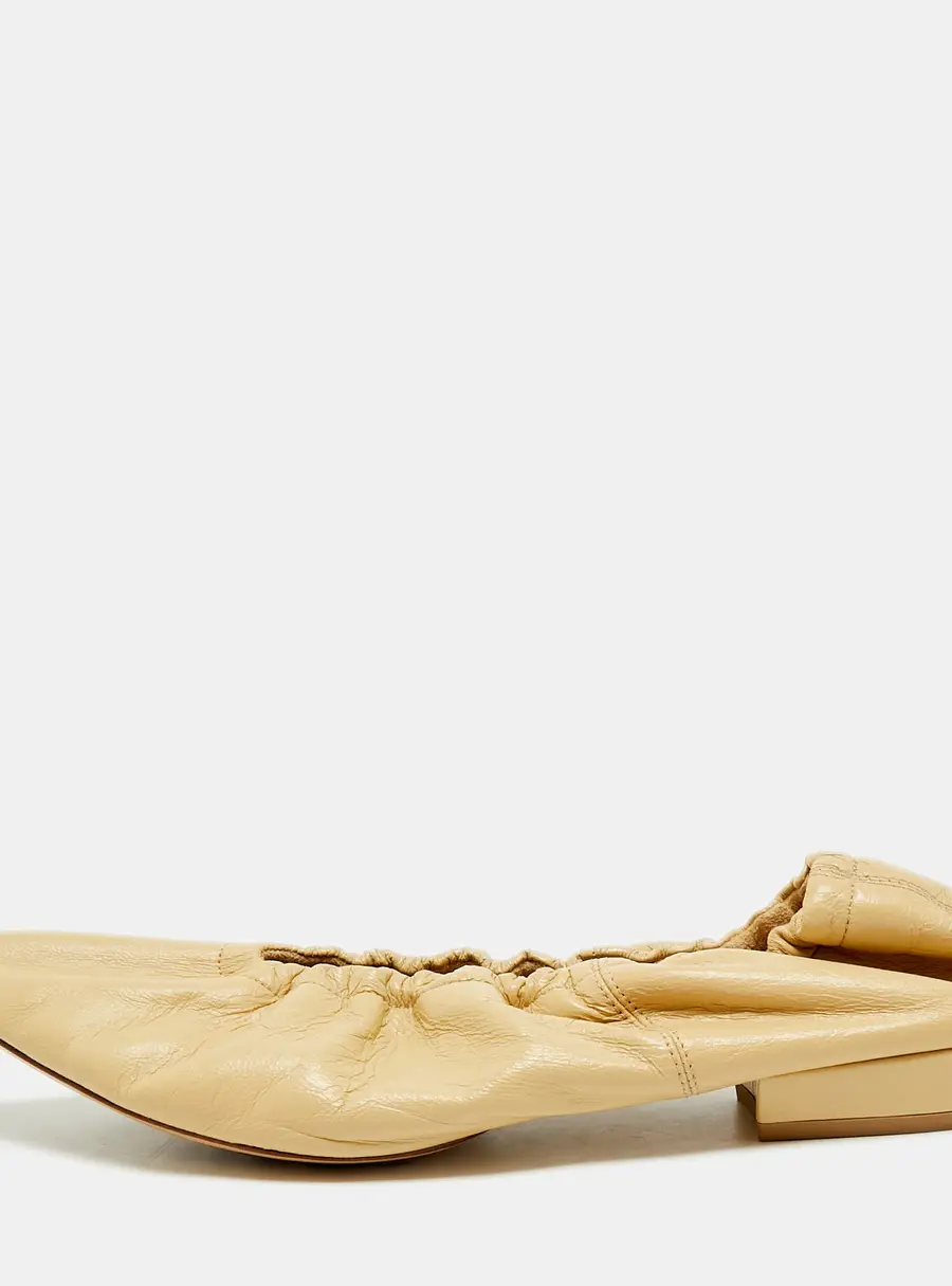 Bottega Veneta Almond Size 36 Beige Leather Ballet Flats