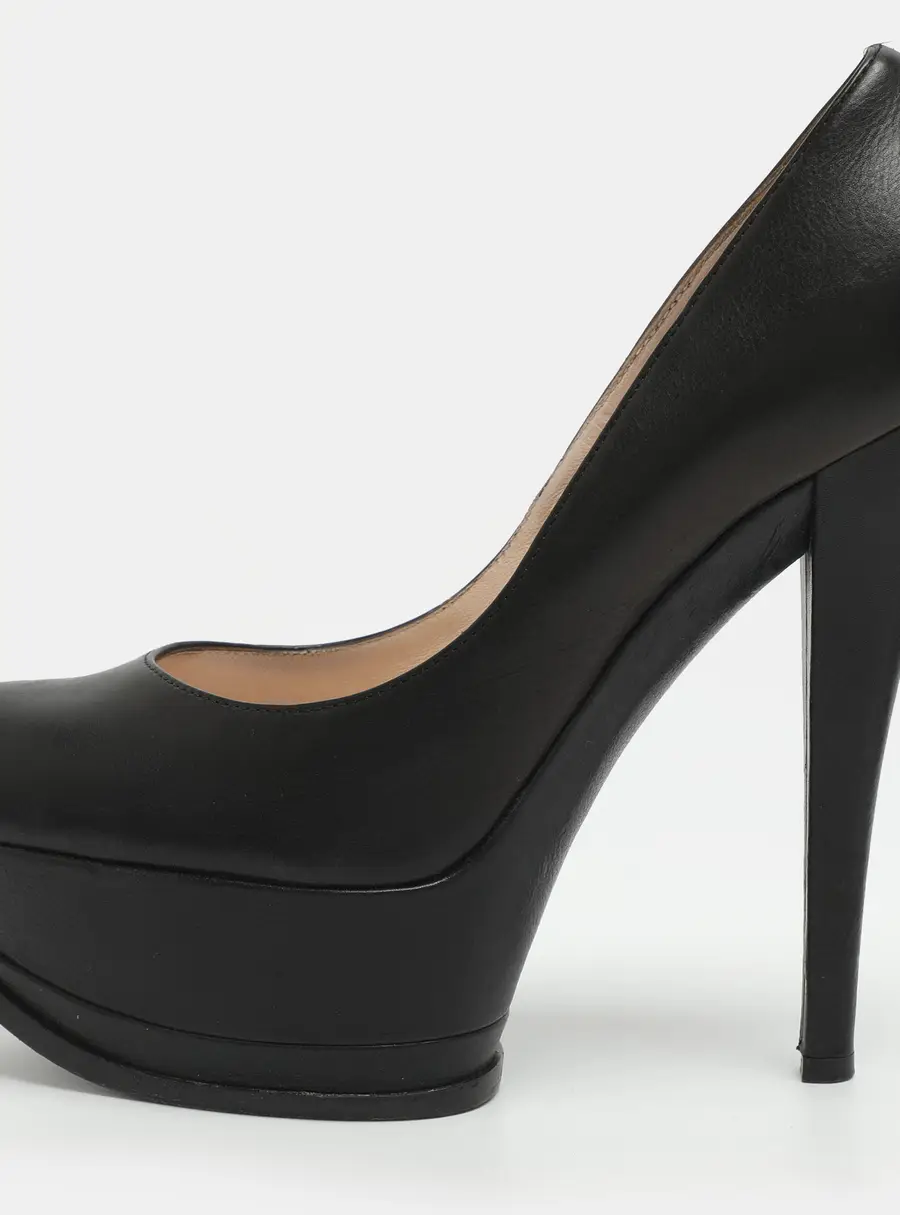 Casadei No Style Size 37 Black Leather Platform Pumps