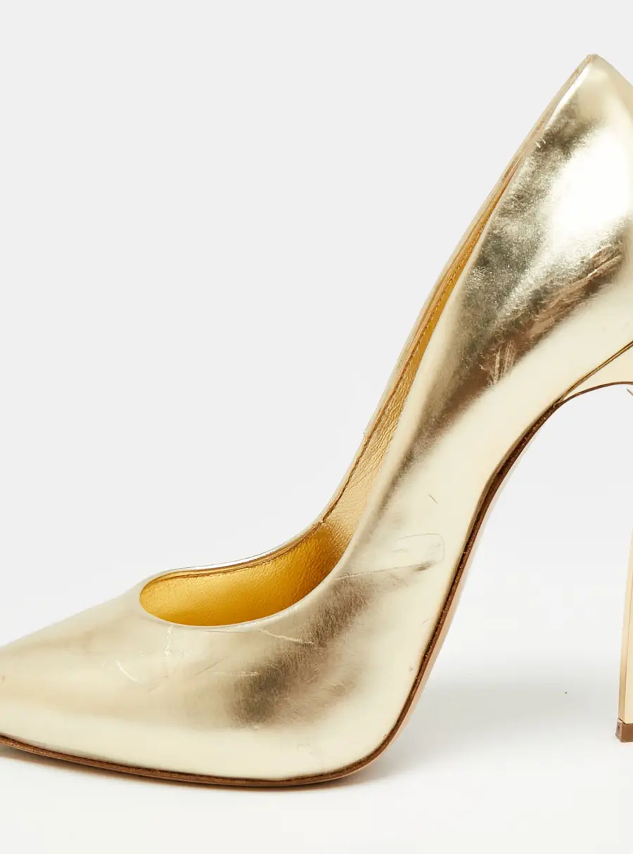 Casadei Blade Size 37 Gold Leather Pointed Toe Pumps