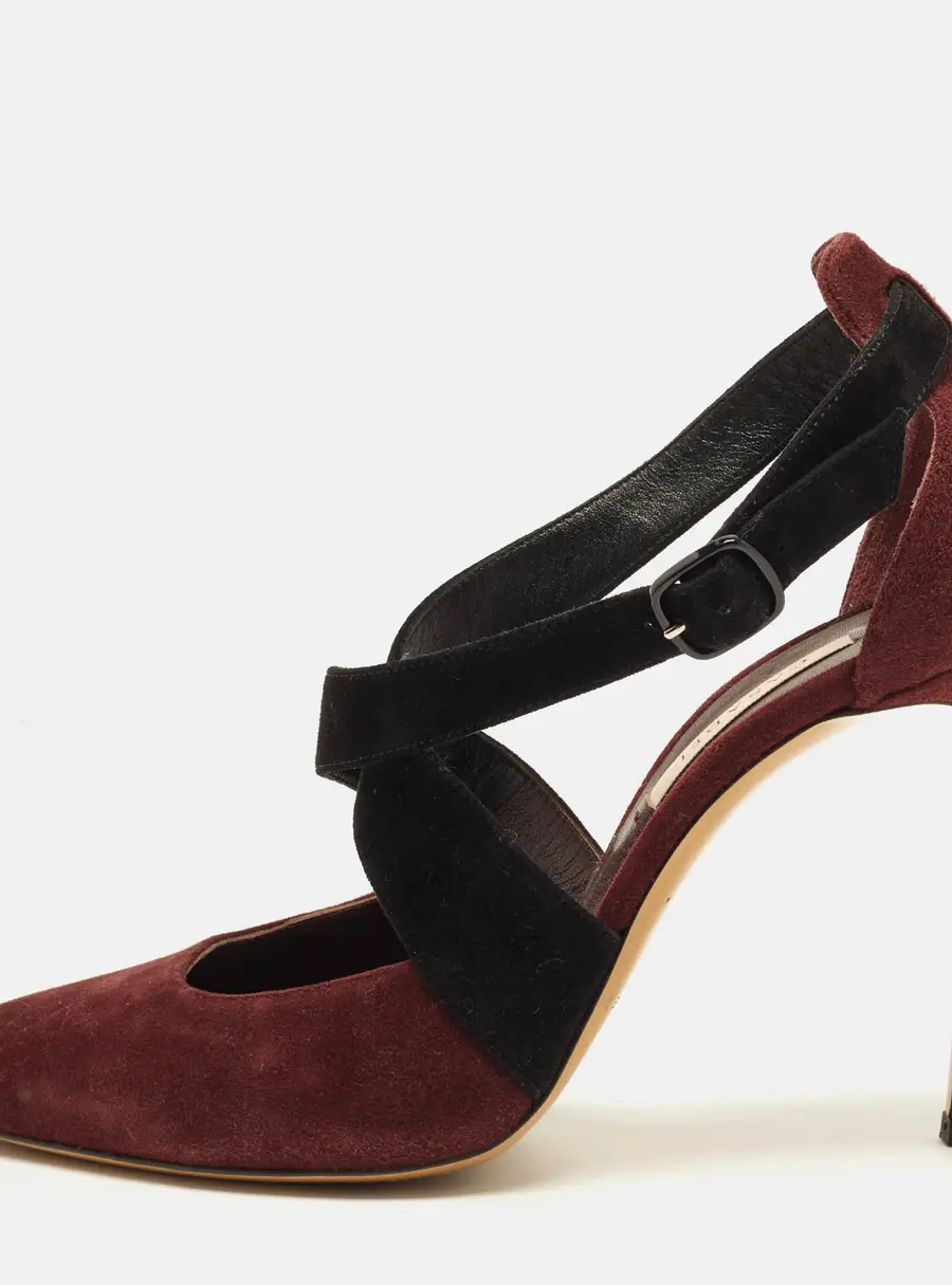Casadei Size 38.5 Burgundy/Black Suede Pointed Toe Crisscross Pumps