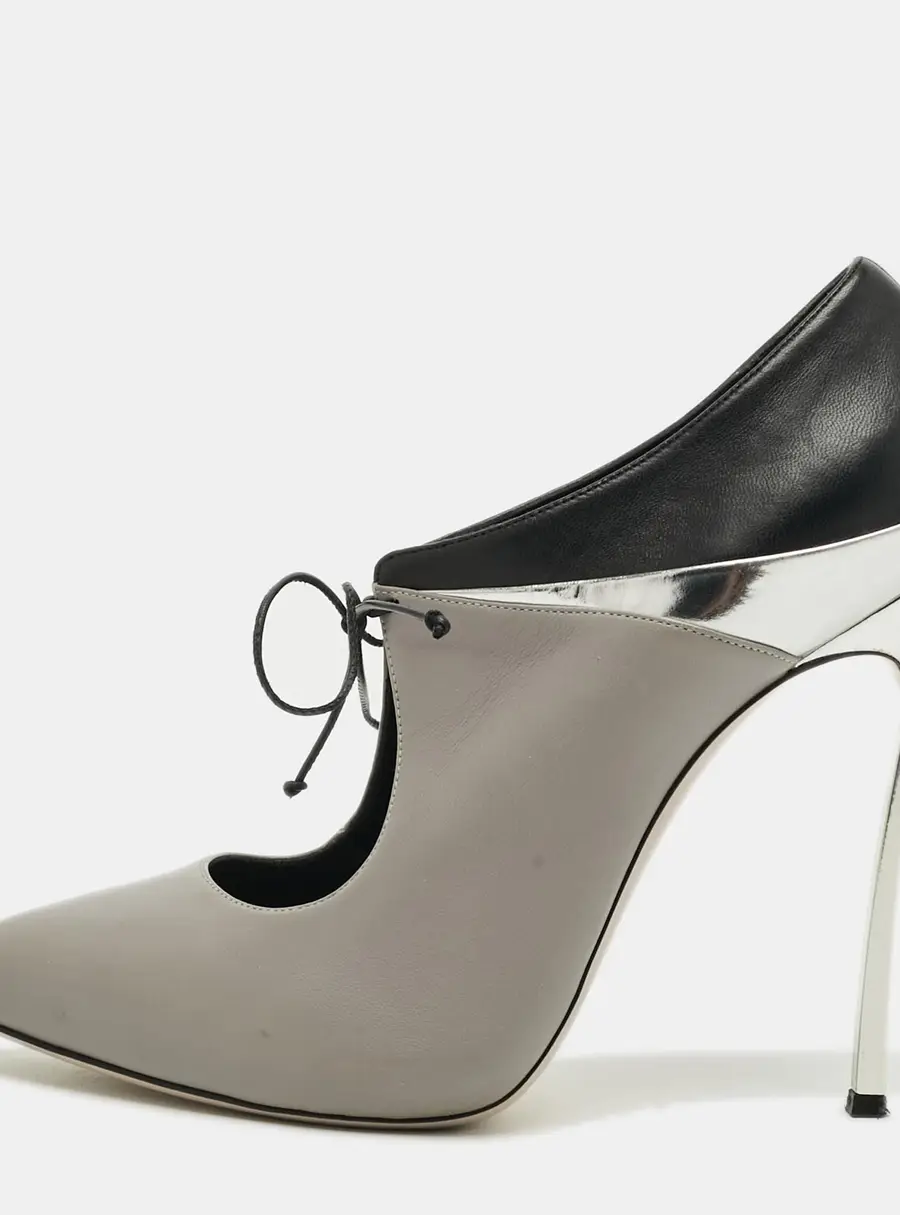 Casadei Size 38.5 Tricolor Leather Pointed Toe Booties