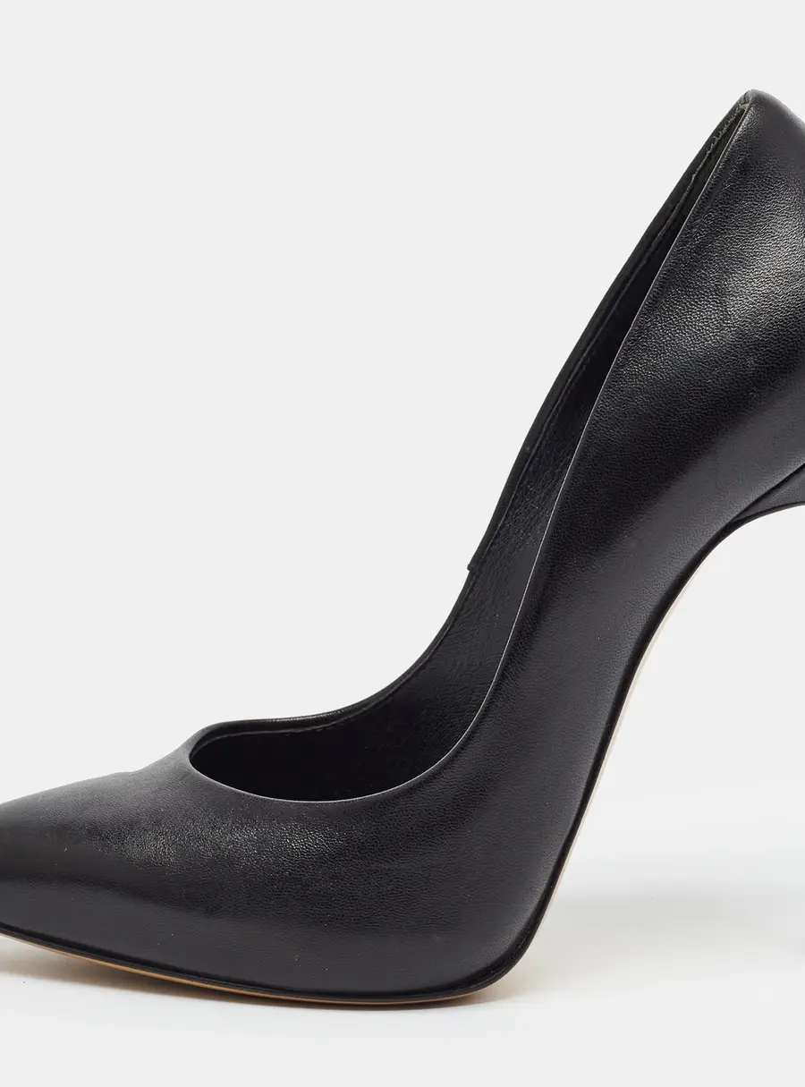 Casadei Blade Size 36.5 Black Leather Pumps
