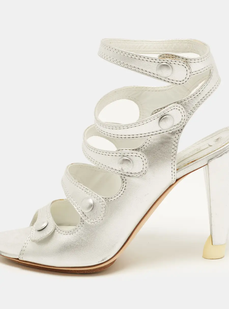 Celine Size 39 Silver Leather Strappy Sandals