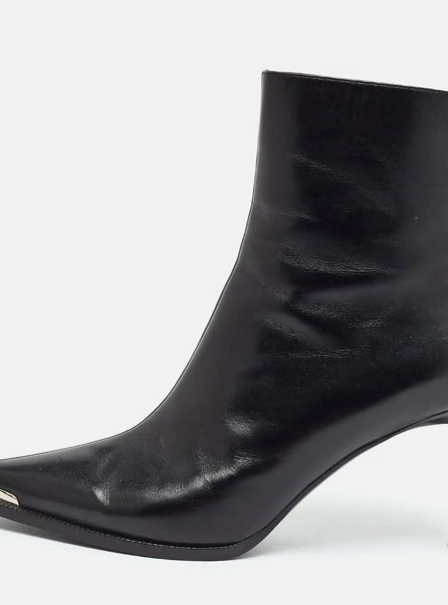 Celine Size 40 Black Leather Ankle Length Boots