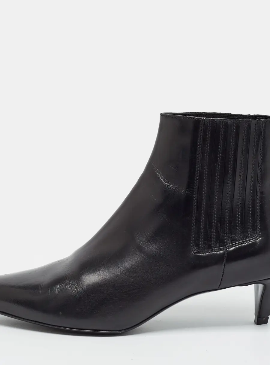 Celine Size 39.5 Black Leather Pointed Toe Ankle Length Boots