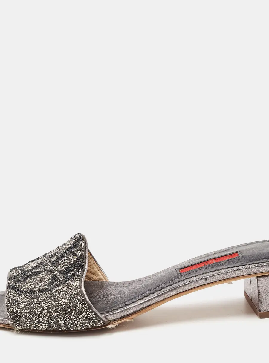 CH Carolina Herrera Grey Leather Crystal Embellished Logo Slide Sandals Size 38
