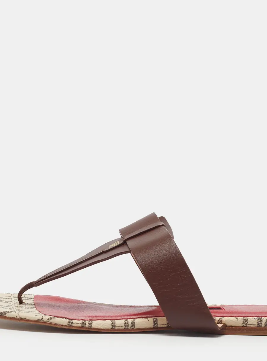 CH Carolina Herrera Size 40 Brown Canvas and Leather Thong Sandals