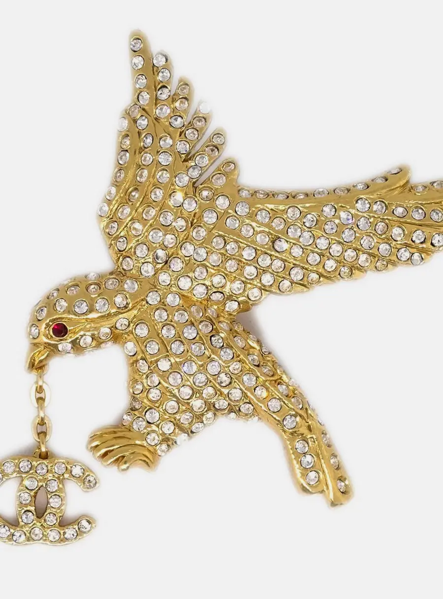 Chanel Vintage 01P Rhinestone Eagle Gold Tone Women's Brooch