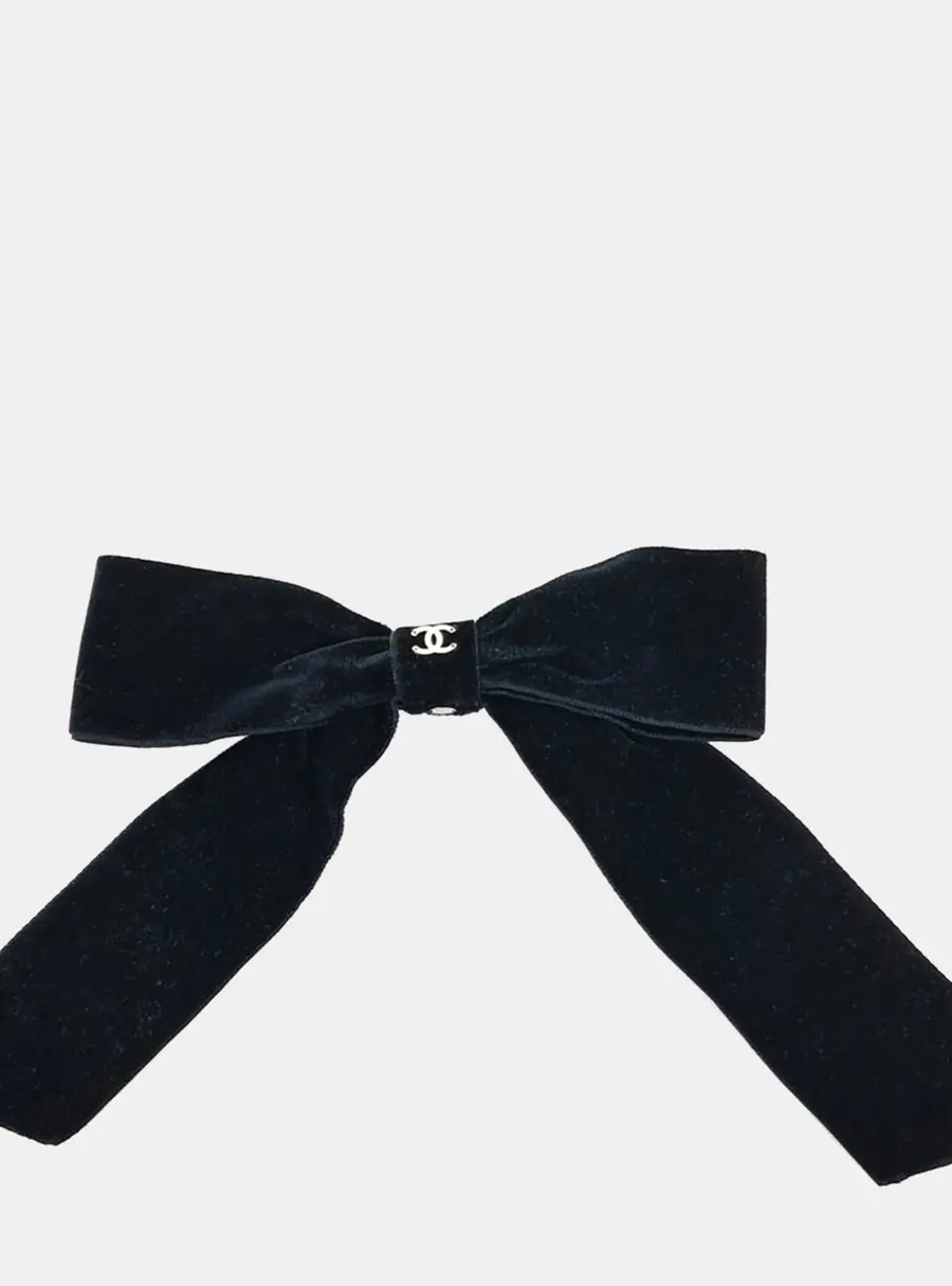 Chanel Black velvet ribbon hairpin