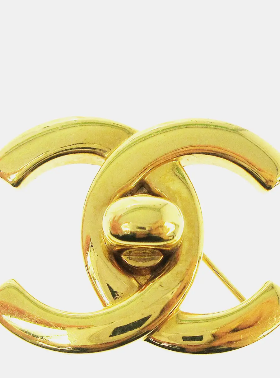 Chanel Vintage 1996 CC Turnlock Gold Plated Women's Brooch