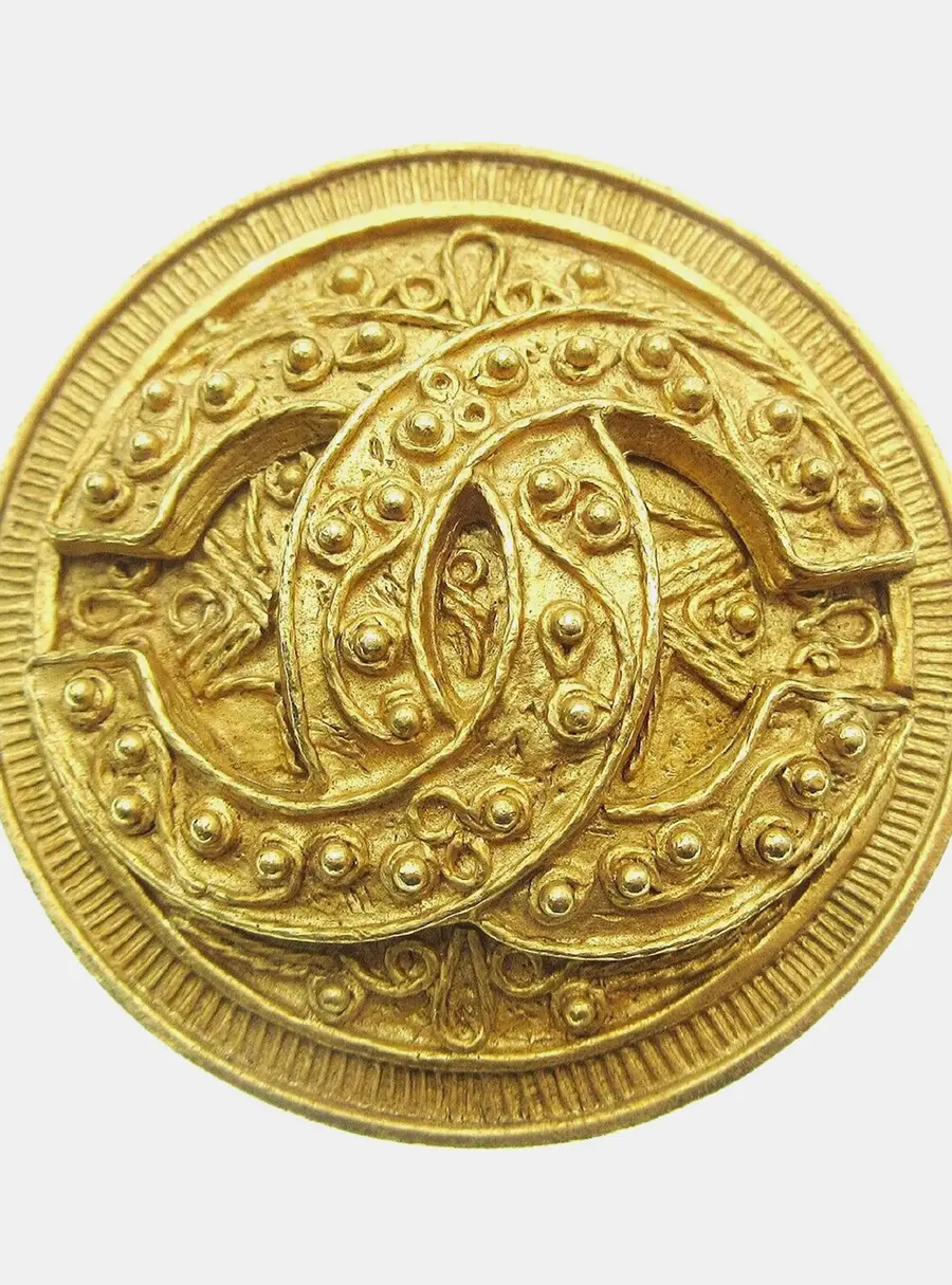 Chanel Vintage Ornate CC 94A Gold Plated Women's Medallion Brooch